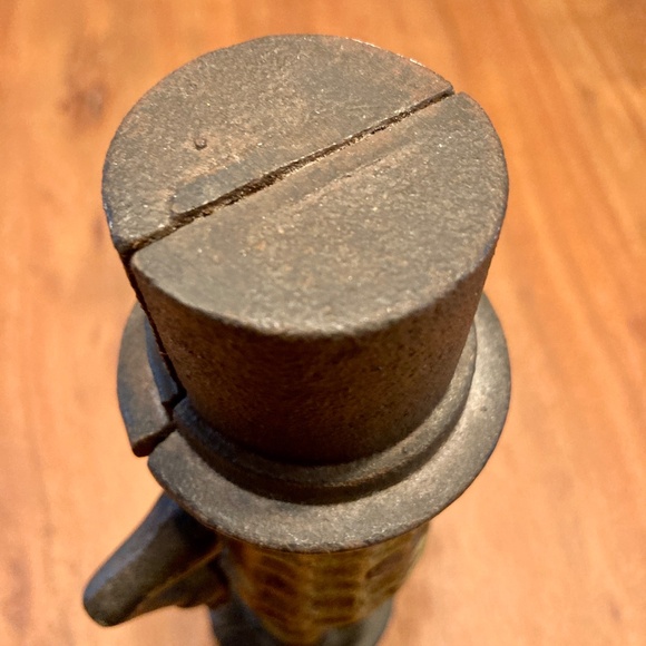 RARE! Vintage Cast Iron Mr Peanut Coin Piggy Bank-Almost 8" height - Picture 5 of 9